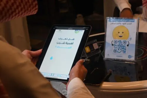 “صحة مكة”: أشربوا الماء.. وبعدها أشربوا المزيد.. حتى الارتواء