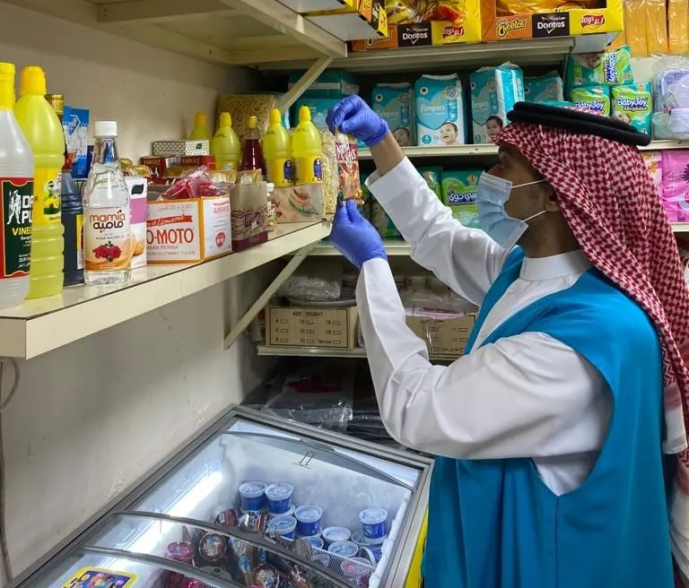 إغلاق محال ورصد مخالفات في 1200 جولة تفتيش بالشرقية