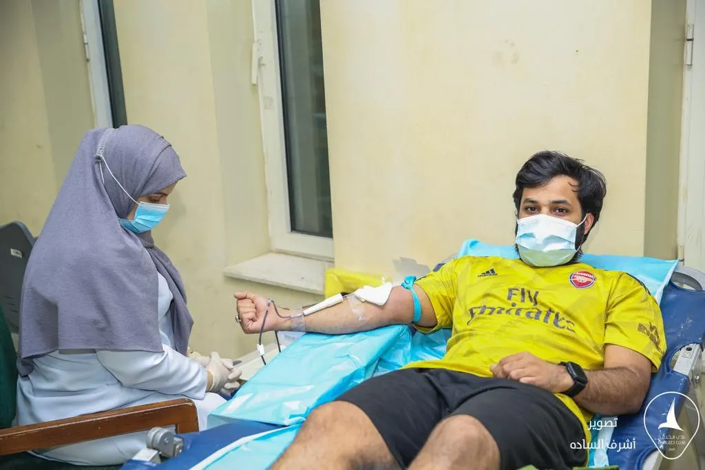 [سيهات] الهزاع الحاضر “الأول” في حملة تبرع بالدم.. بعد 8 أيام من وفاته
