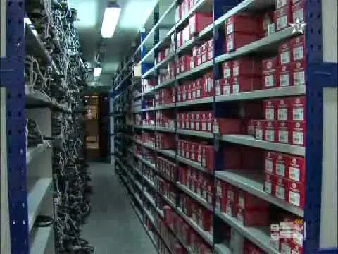 [الدمام] سجن وتغريم وتشهير بسعودي وسوري.. باعا قطع غيار سيارات مغشوشة