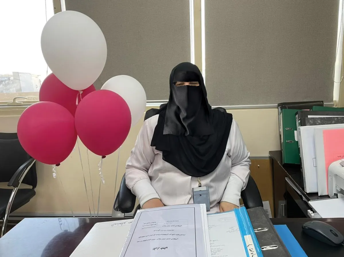 مريم السيهاتي.. سرق السرطان منها 15 غدة.. وانتصرت عليه