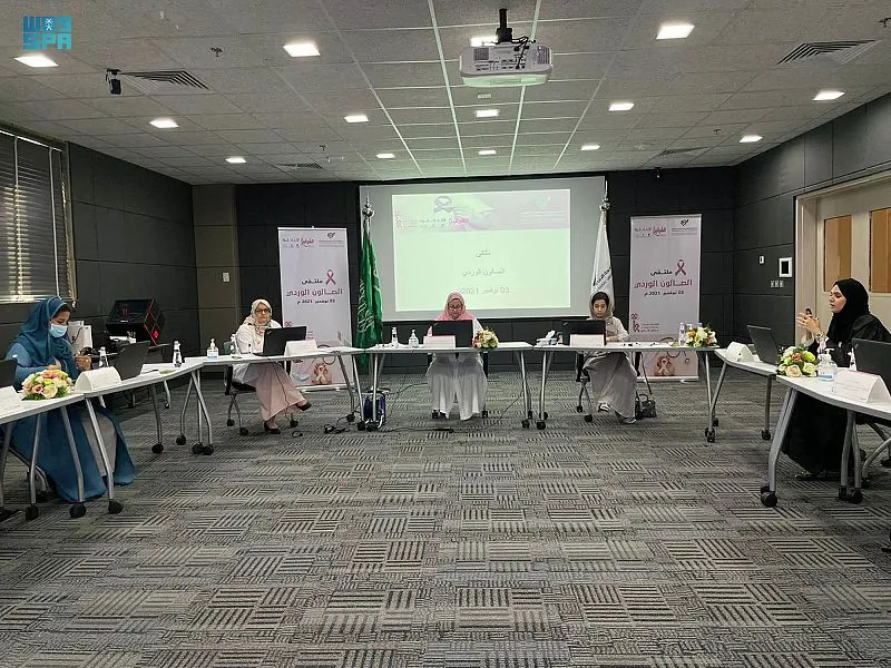 جامعة الإمام عبدالرحمن تقدم 19 موضوعاً لتعزيز التعافي من سرطان الثدي
