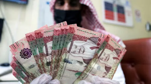 “موديز” تعدل النظرة المستقبلية للاقتصاد السعودي من سلبية إلى مستقرة