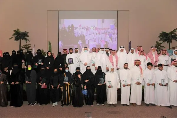 [صور] أمانة الشرقية تكّرم المتطوعين