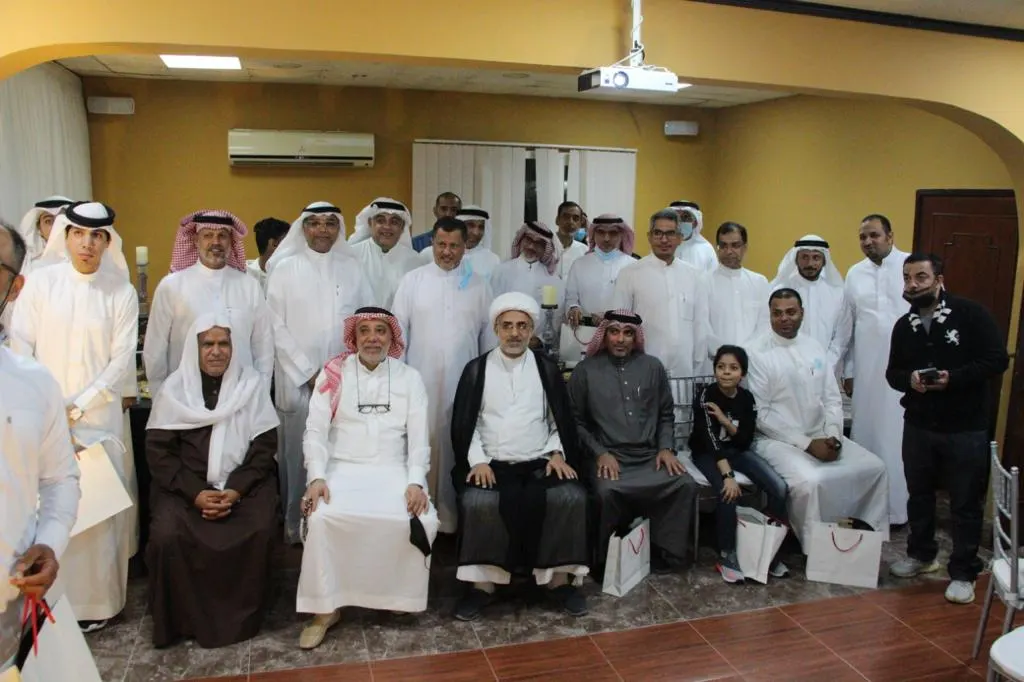 بدروع شكر وعبارات ثناء.. “العطاء النسائية” تحتفي بـ52 متطوعاً