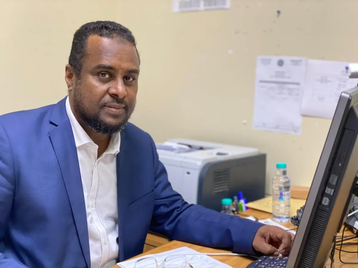 عبدالحليم يعقوب إلى درجة «بروفيسور»