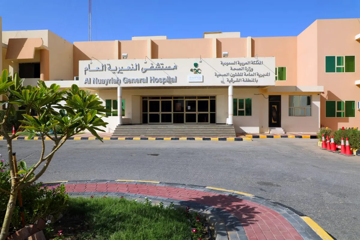 النعيرية.. جراحة نادرة لمريض يعاني عيباً خلقياً في مجرى التنفس