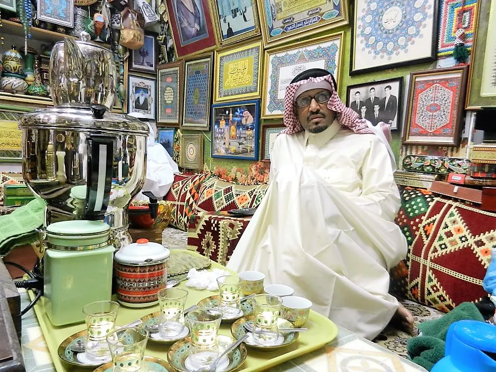 معتوق تريك.. في ذكرى رحيل ساقي “السماور”