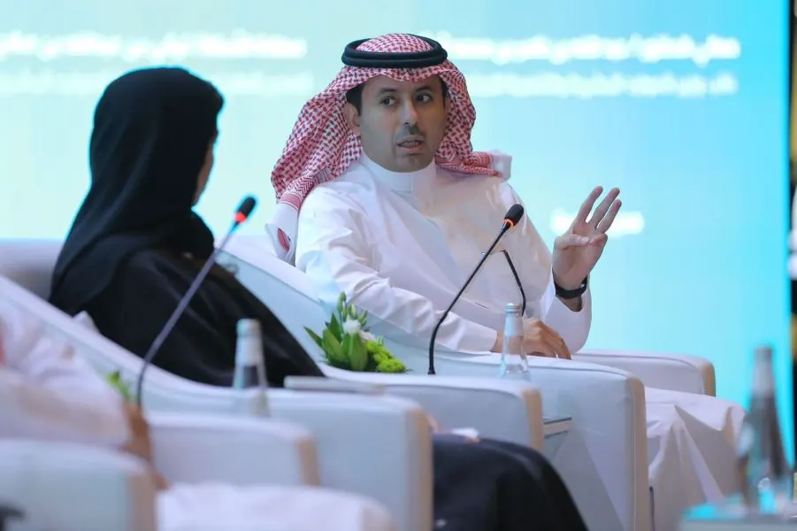 “هدف”: الخريجون في دول العالم يواجهون تحديات في إيجاد وظائف