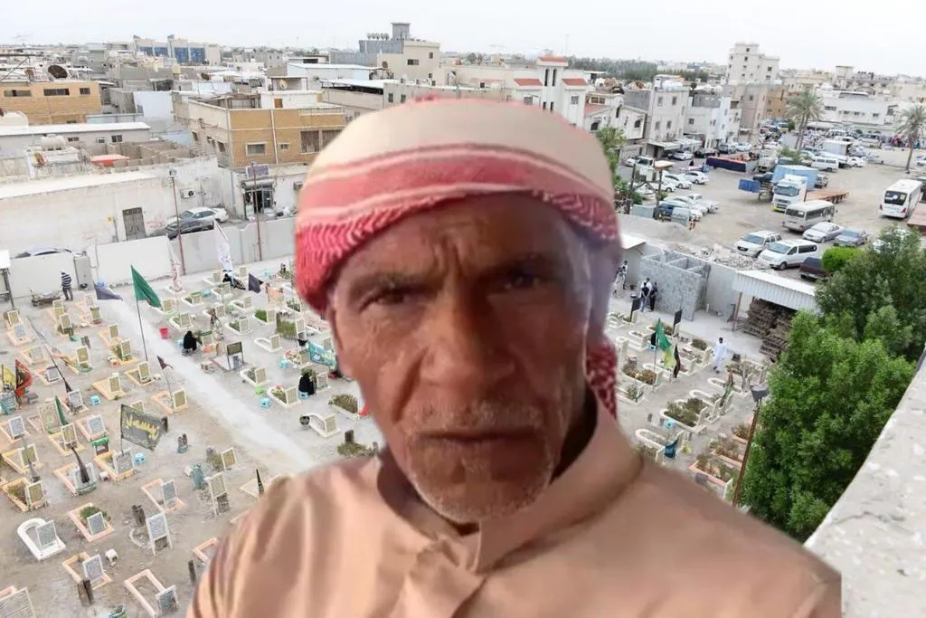 حسن آل ناس.. الوجه المألوف في مقبرة “الخبّاقة”