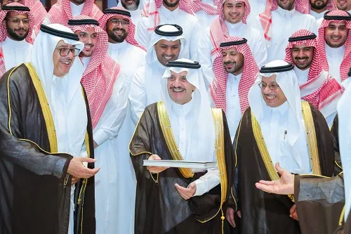 الأمير سعود لموظفي أرامكو: سيروا على بركة الله ويشارككم أبناء الوطن النجاح