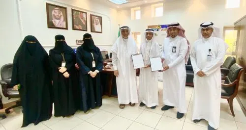 مذكرة شراكة بين ضمان القطيف وجمعية مضر