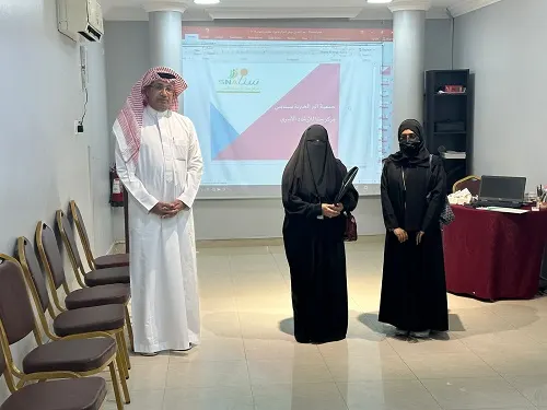 “تنمية القطيف” يطلع على برامج “سنا للارشاد الأسري” في سنابس