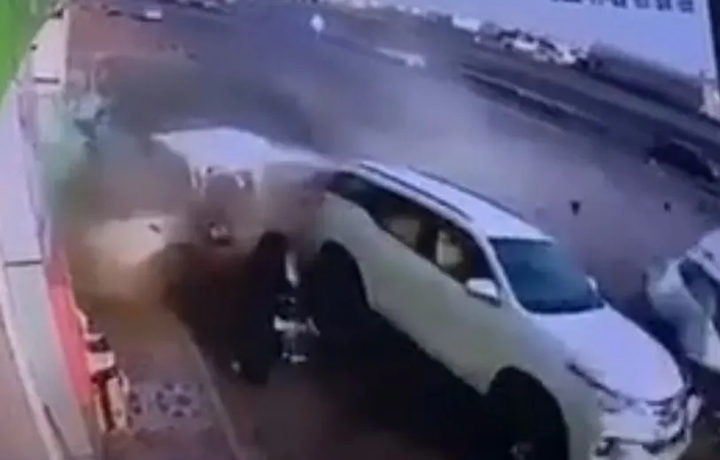 3 إصابات.. مرور المدينة يحيل “متهوراً” إلى الهيئة المرورية