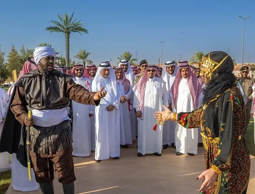 عنتر بن شدّاد يكشف حبه لعبلة في حضرة أمير القصيم