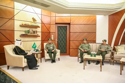 استقبل “إيفاء”.. أمير الشرقية يشيد بـ”الجوازات” في تسهيل مرور مشجعي المونديال