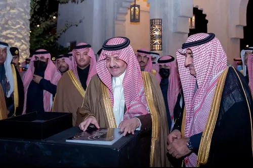 أمير الشرقية يُطلق مهرجان تمور الأحساء المُصنّعة