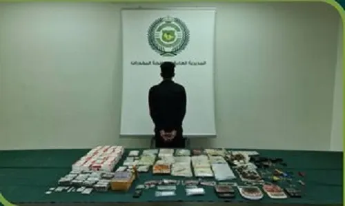 سقوط مروج.. لديه 14 كيلو “حشيش” و 14 ألف قرص “مشبوه” و 3 آلاف “إمفيتامين”