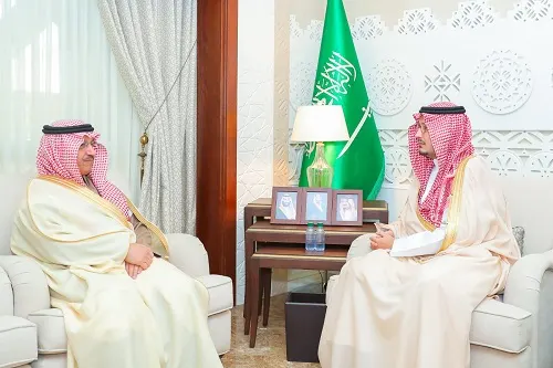 نائب أمير الشرقية يشيد بجهود وزارة التعليم في خدمة الطلاب