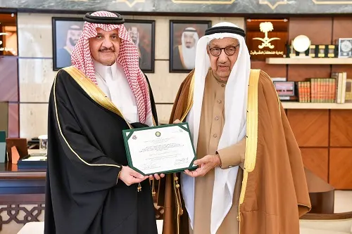 أمير الشرقية يُهنئ عبداللطيف الجبر بـ “الريادة الخليجية” اجتماعياً