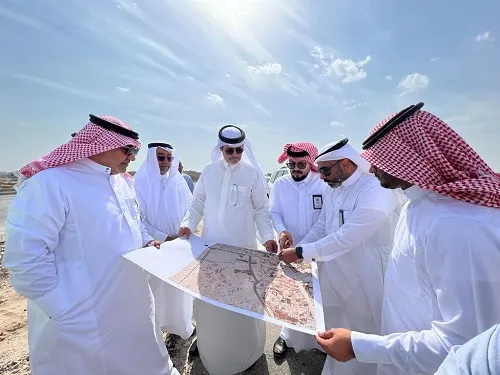 افتتاح حديقة إسكان الجش وتطوير طريق وسط العوامية