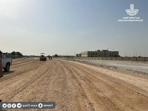 1100 متر.. أعمال إنشاء طريق الملك عبد العزيز في القطيف تتواصل