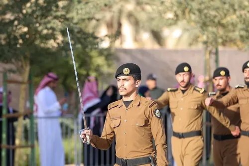 [يوم بدينا] مسيرة عسكرية بالدرعية احتفاءً بيوم التأسيس