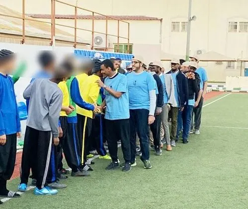 [صور] 42 طالباً من جامعة “الفهد” يتطوعون في “ملاحظة الدمام”