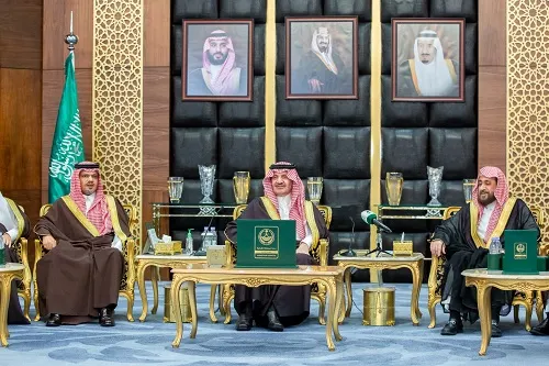 أمير الشرقية في استقبال قيادات “التجارة”: المملكة تهتم بتنمية الانسان والمكان