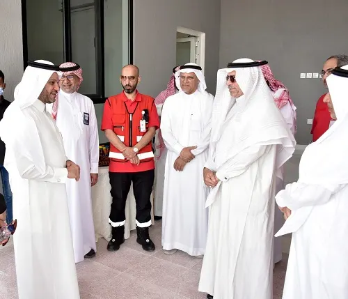 العويسي لمسؤولي جمعية سيهات: “أنتم شركاؤنا في أجر كل روح تُحفظ”