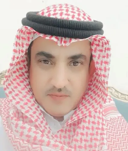 من وسط العوامية.. عيد الشمري يروي قصة نجاحه: طفل رفضني المجتمع وتنمّر علّي زملائي