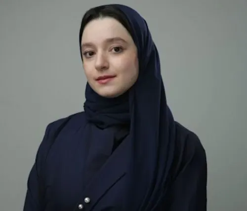 ابنة مهندس الكهرباء يقين الفرج.. جدارة المركز الأول في المشاريع الواعدة