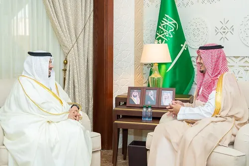 نائب أمير الشرقية يستقبل سفير البحرين لدى المملكة