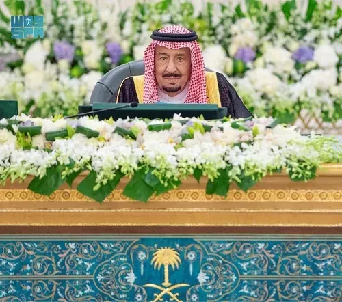 أبطال “آيسف” في مجلس الوزراء