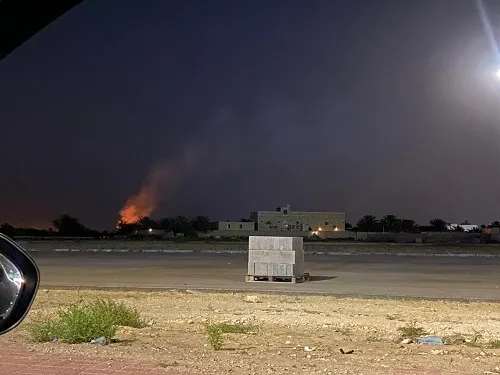 “مدني صفوى” يسيطر على حريق حشائش