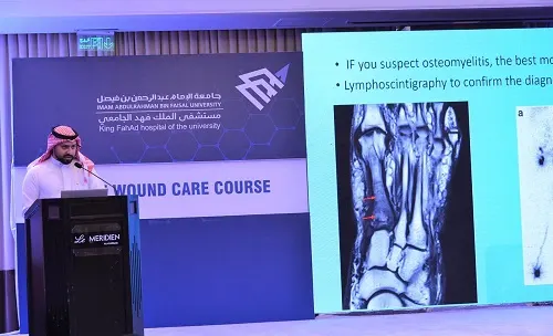 “جامعي الخبر”.. 50 متخصصاً يختتمون دورة العناية بالجروح