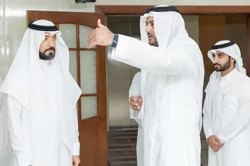 السيهاتي يقف على إنجازات جمعية سيهات