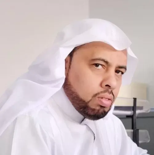 الجارودية تكرم حسين المعلم في نادي المتقاعدين