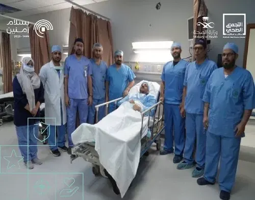 في 150 دقيقة.. إعادة البصر لحاج إيراني في مكة