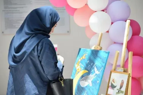 هبّة مجتمع تساند زهراء الجابر في لوحات “العناية المركزة”