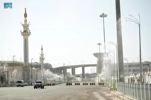 حرارة منى يخفّفها رذاذ الماء