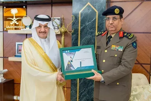 أمير الشرقية يحث الدفاع المدني على الاهتمام بخطط التوعية والوقاية