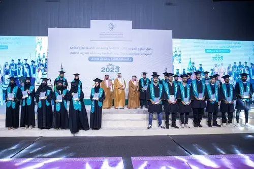 أمير الشرقية يزف 8800 خريج وخريجة من الكليات التقنية والمعاهد الصناعية
