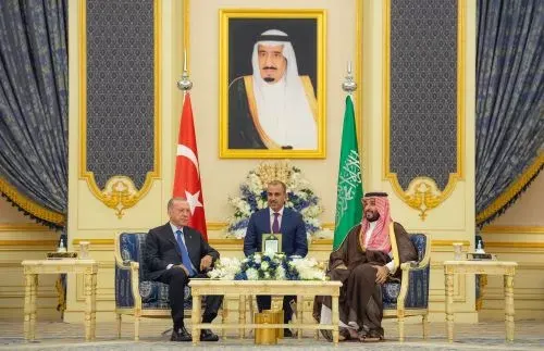 تأكيد سعودي تركي: تعاون في المجالات الدفاعية والصناعية ومكافحة الفساد