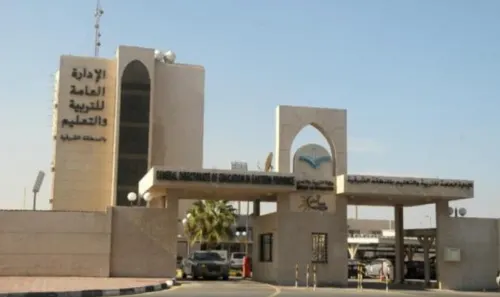 في يوم المعلم.. مدارس الشرقية تحتفي بمعلميها شعراً ونثراً