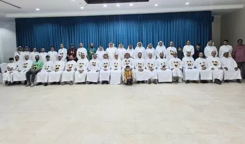 خيريّة أمّ الحمام ونادي الابتسام يعايدان الحجّاج