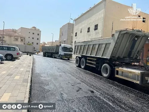بلدية القطيف: بدء الصيانة وإعادة سفلتة شوارع الجش