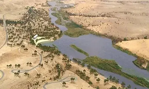 الرياض.. انتشال غريق مجرى وادي البحيرات