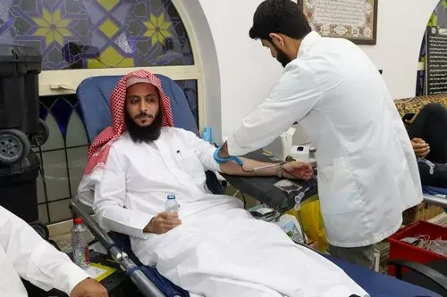 [صور] في الليلة الثانية.. صفوى تتبرع بـ 67 كيس دم لمستشفى الملك فهد