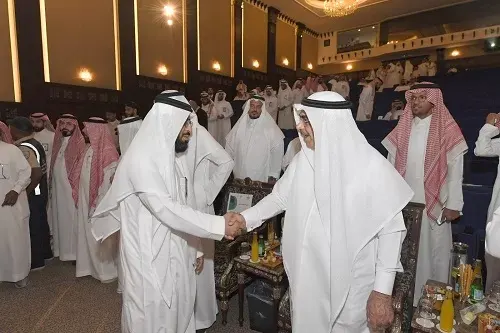 الجبير يهنيء القيادة ويعايد منسوبي أمانة الشرقية